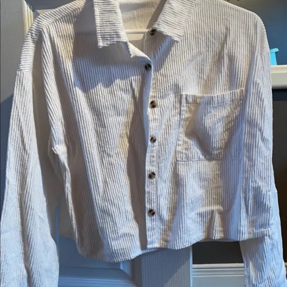 White corduroy jacket/vest, brand: ardene, large - Picture 2 of 6